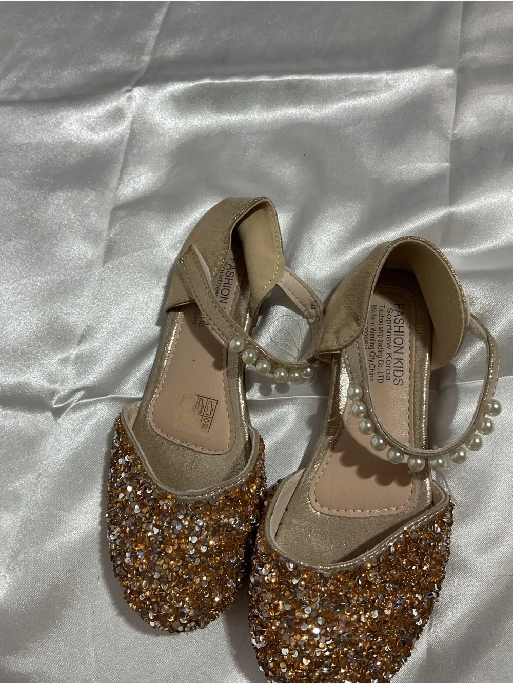 Girls' Gold Sequin Pearl Strap Sandals